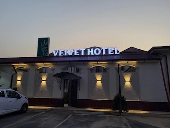 velvet hotel