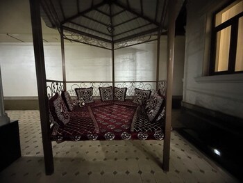 velvet hotel