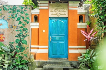 barong retreat villa ubud with hammock terrace garden and koi pond
