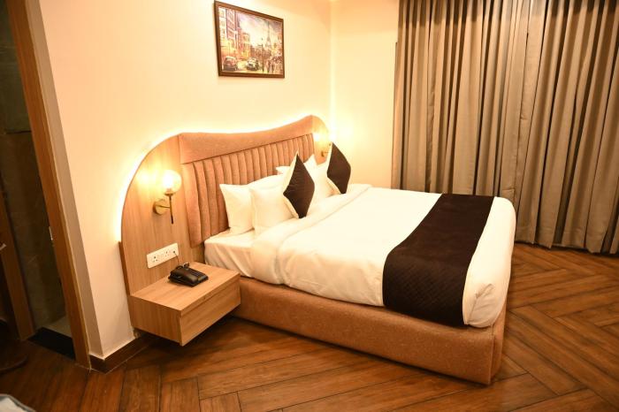 the regal crown by ritya hotels