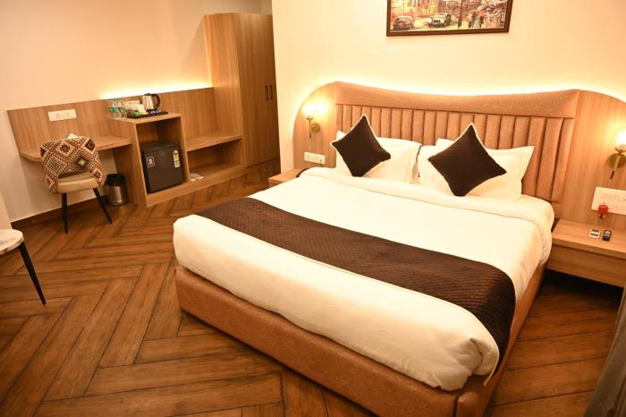 the regal crown by ritya hotels