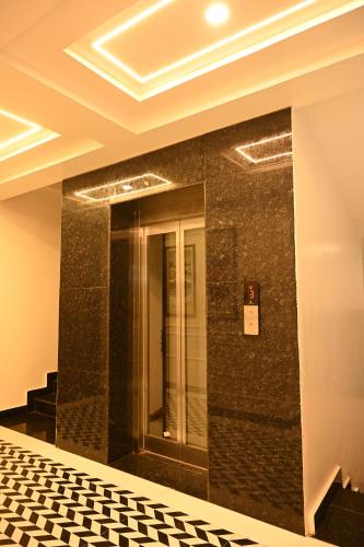 the regal crown by ritya hotels