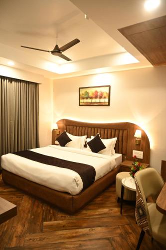 the regal crown by ritya hotels