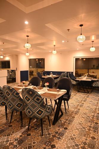 the regal crown by ritya hotels