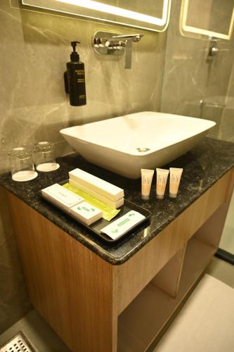 the regal crown by ritya hotels