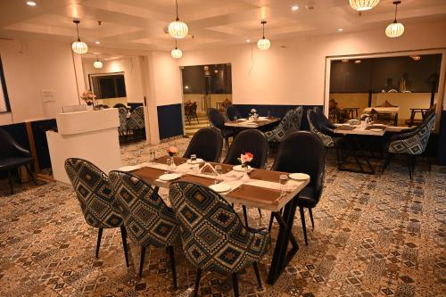 the regal crown by ritya hotels