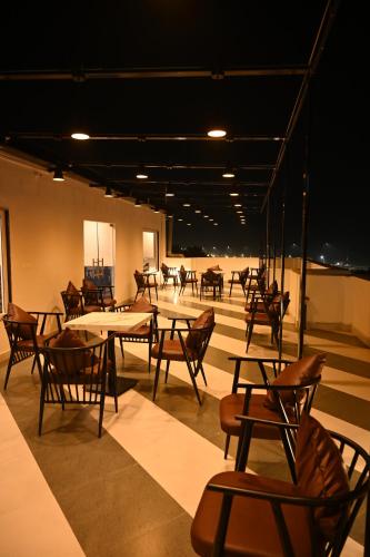the regal crown by ritya hotels
