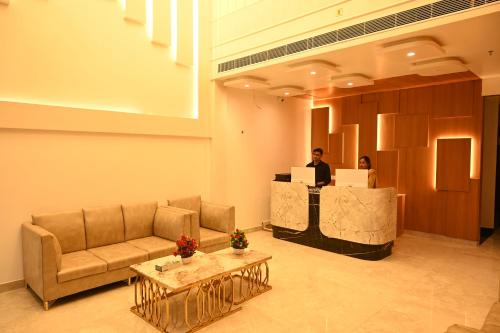 the regal crown by ritya hotels