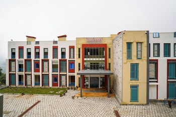 sukama resort and spa