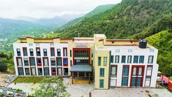 sukama resort and spa