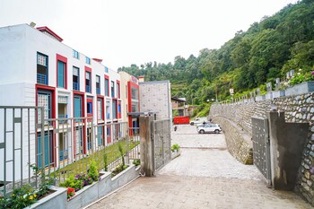 sukama resort and spa