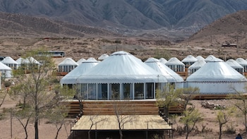 Oimo Tash Yurt Camp,,2 star