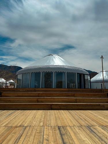 oimo tash yurt camp