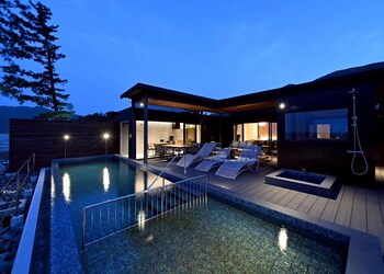 Siokumihama  Sea  Side  Villa  Hamatsuzuri,,5 star
