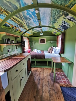 Stone Circle Glamping,,2 star