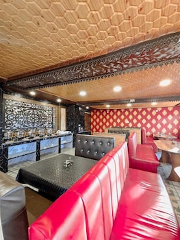 baktoos inn