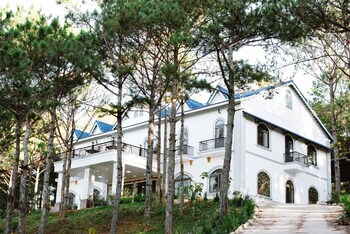 gia an hotel dalat
