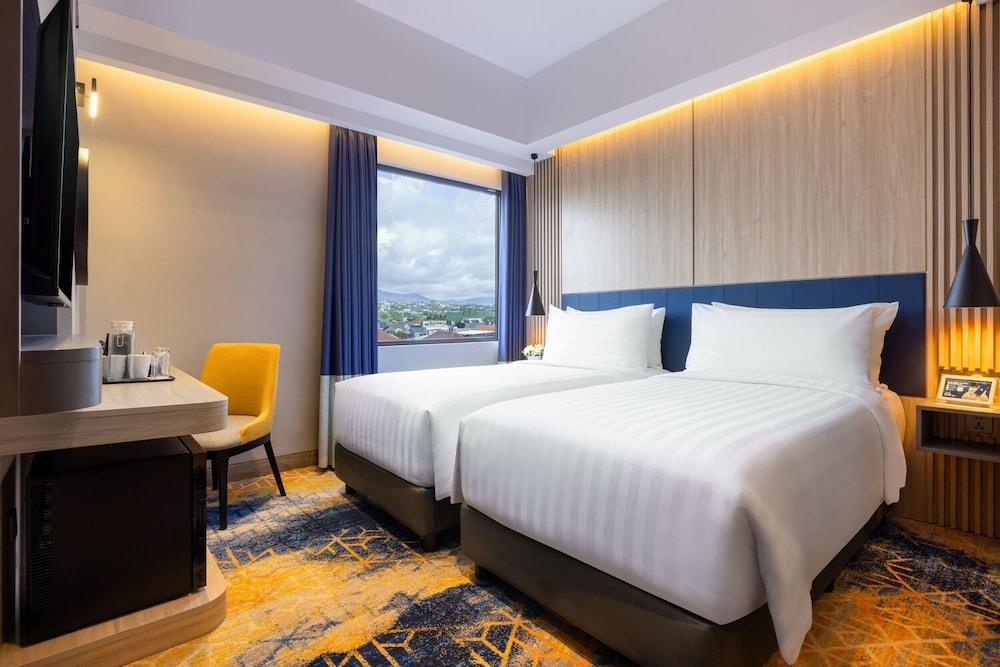 aston malang hotel and conference center