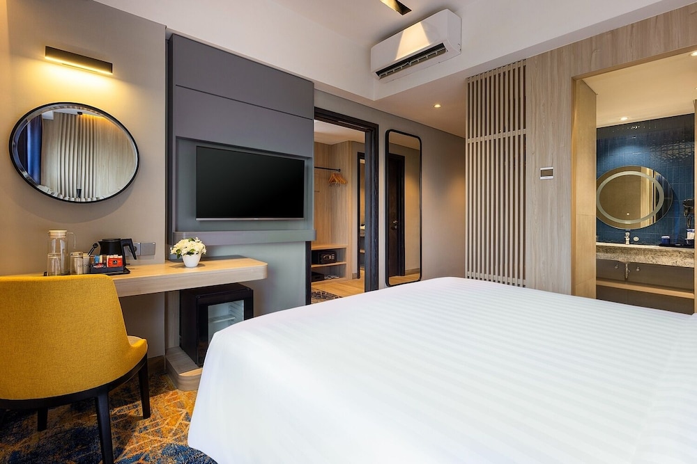 aston malang hotel and conference center