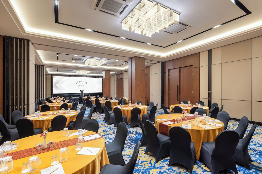 aston malang hotel and conference center