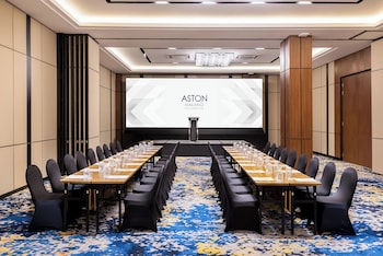 aston malang hotel and conference center
