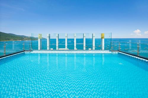 dao ngoc beach hotel da nang