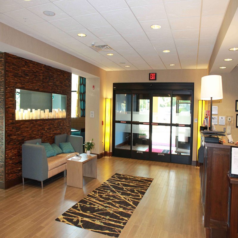 hampton inn and suites stroudsburg pocono mountains