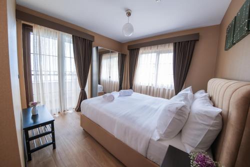 servi house