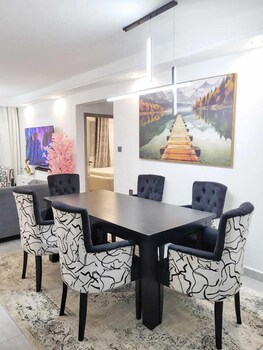 golden mango heights apartments