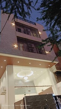 hotel mangalam regency