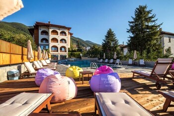 emar hotel and spa
