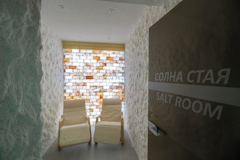 emar hotel and spa