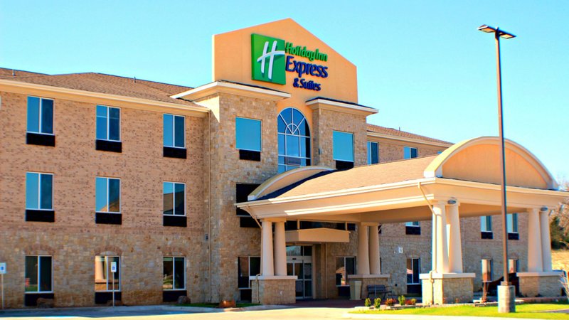 Holiday Inn Express & Suites Bonham, An Ihg Hotel