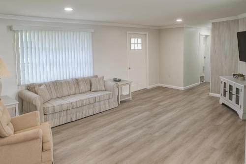 spacious family retreat port charlotte