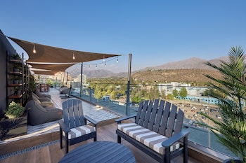 dazzler residences by wyndham santiago las condes