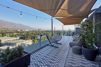 dazzler residences by wyndham santiago las condes