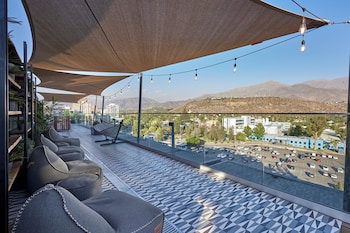 dazzler residences by wyndham santiago las condes