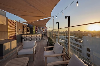 dazzler residences by wyndham santiago las condes