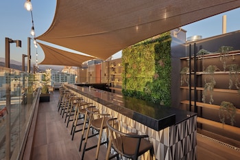 dazzler residences by wyndham santiago las condes