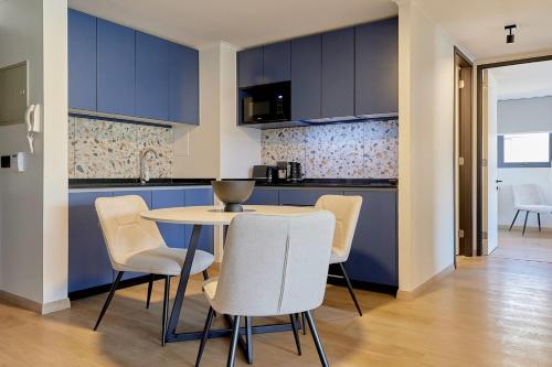 dazzler residences by wyndham santiago las condes