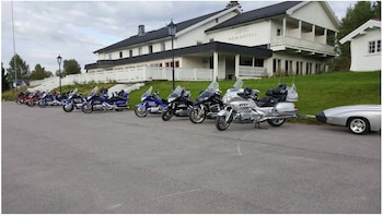 hotell valer elverum flisa kirken r