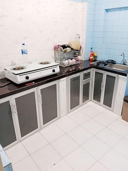 Holiday Home Bali,,2 star