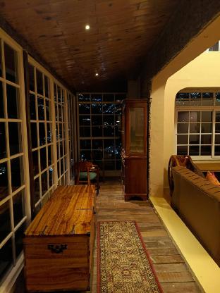 pax and opis luxury villa