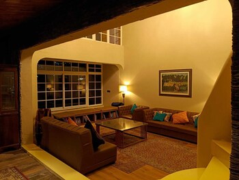 pax and opis luxury villa
