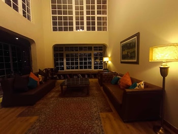 pax and opis luxury villa