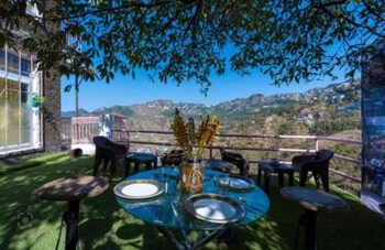 pax and opis luxury villa
