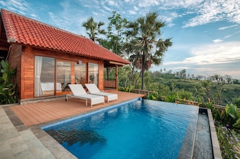 seraya cove estate by manara