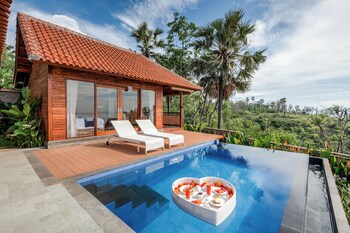 seraya cove estate by manara
