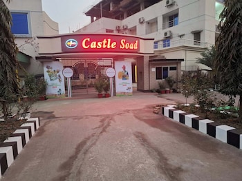Hotel Castle Soad Bogura,,2 star