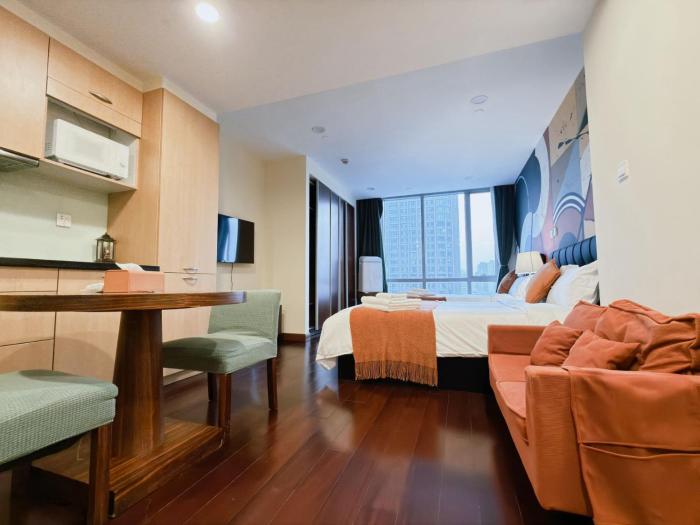 river house near peoples square and the bund